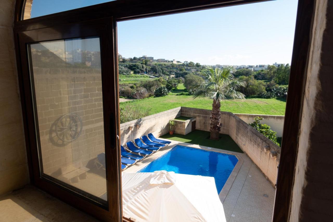 Centre Island With Private Pool And Hot Tub Holiday home Kercem